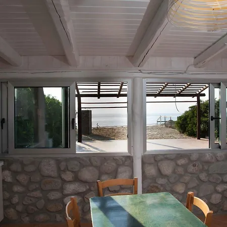 Marinella Beach Apartment Capo Vaticano Exterior photo