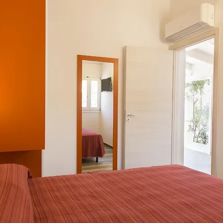 Marinella Beach Apartment Capo Vaticano Exterior photo
